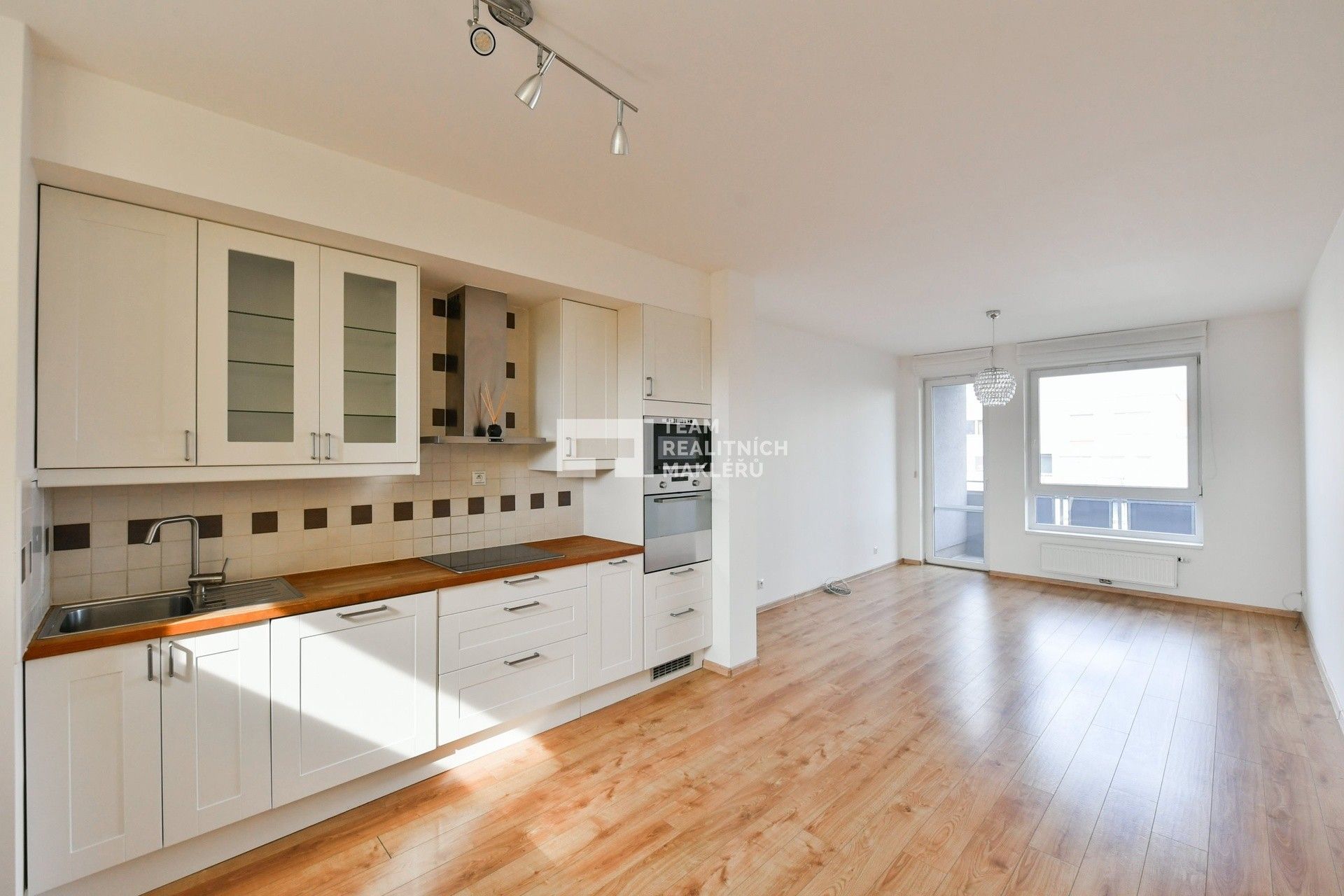 Pronájem byt 3+kk - K Netlukám, Praha, 84 m²