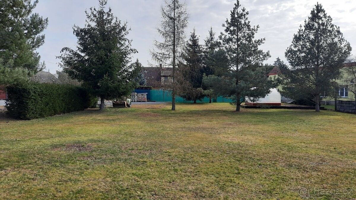 Prodej pozemek pro bydlení - Loučeň, 289 37, 653 m²