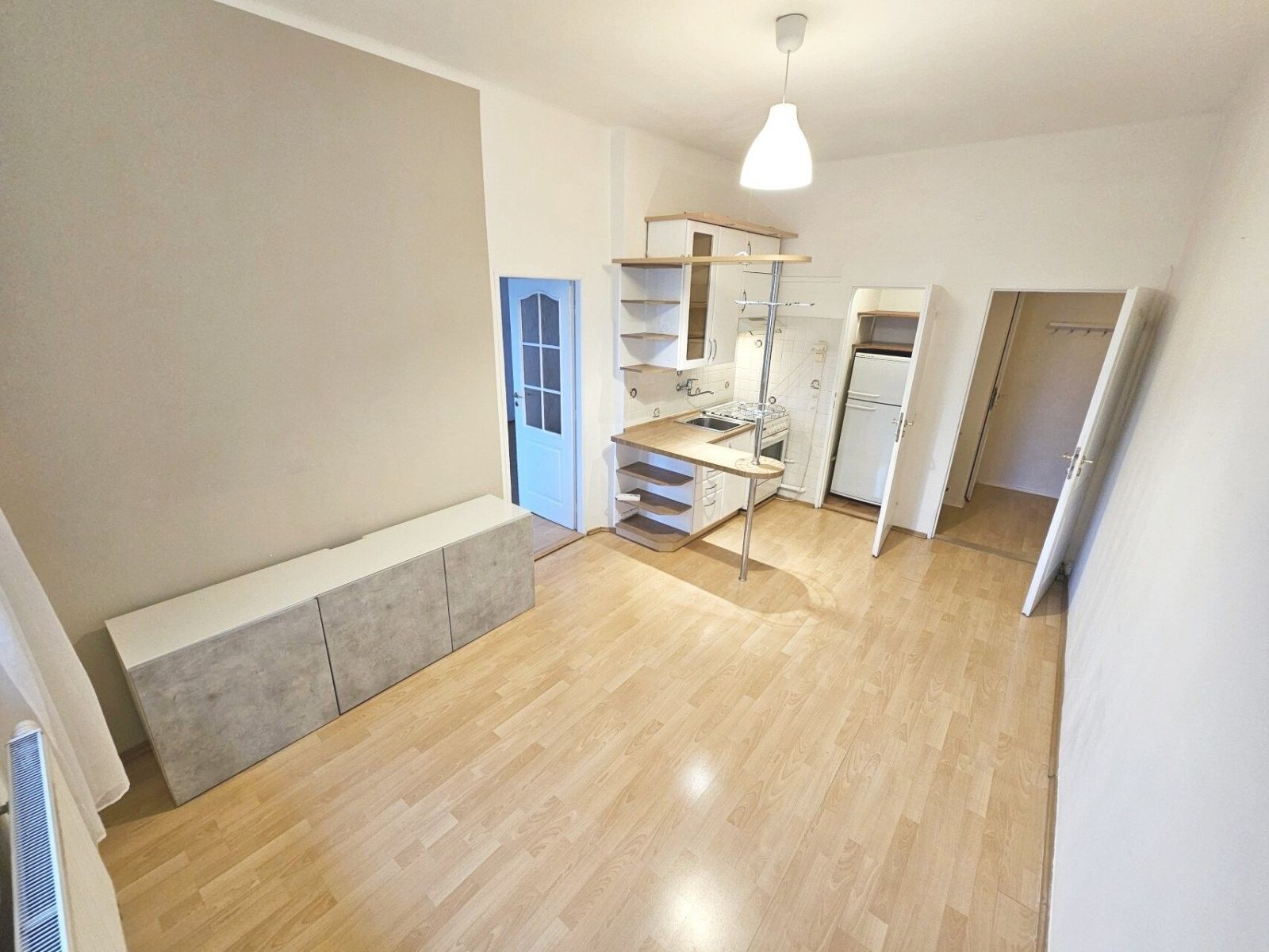 Pronájem byt 2+kk - K Moravině, Praha, 41 m²