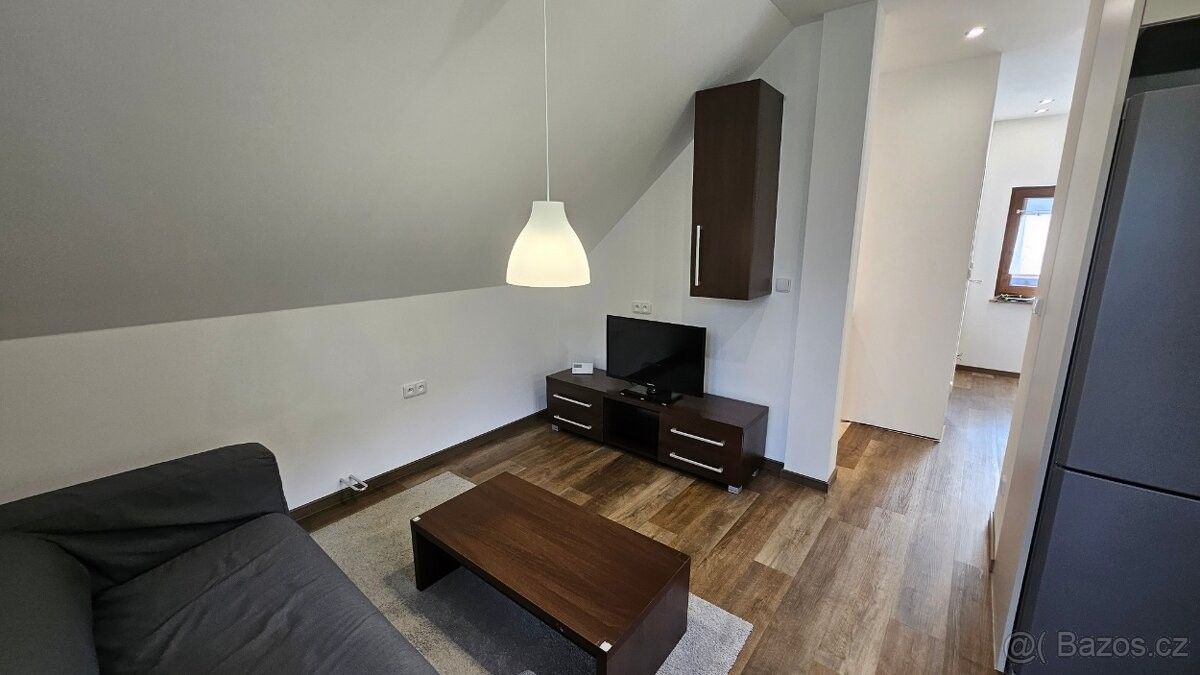 Pronájem byt 2+kk - Třinec, 739 61, 30 m²