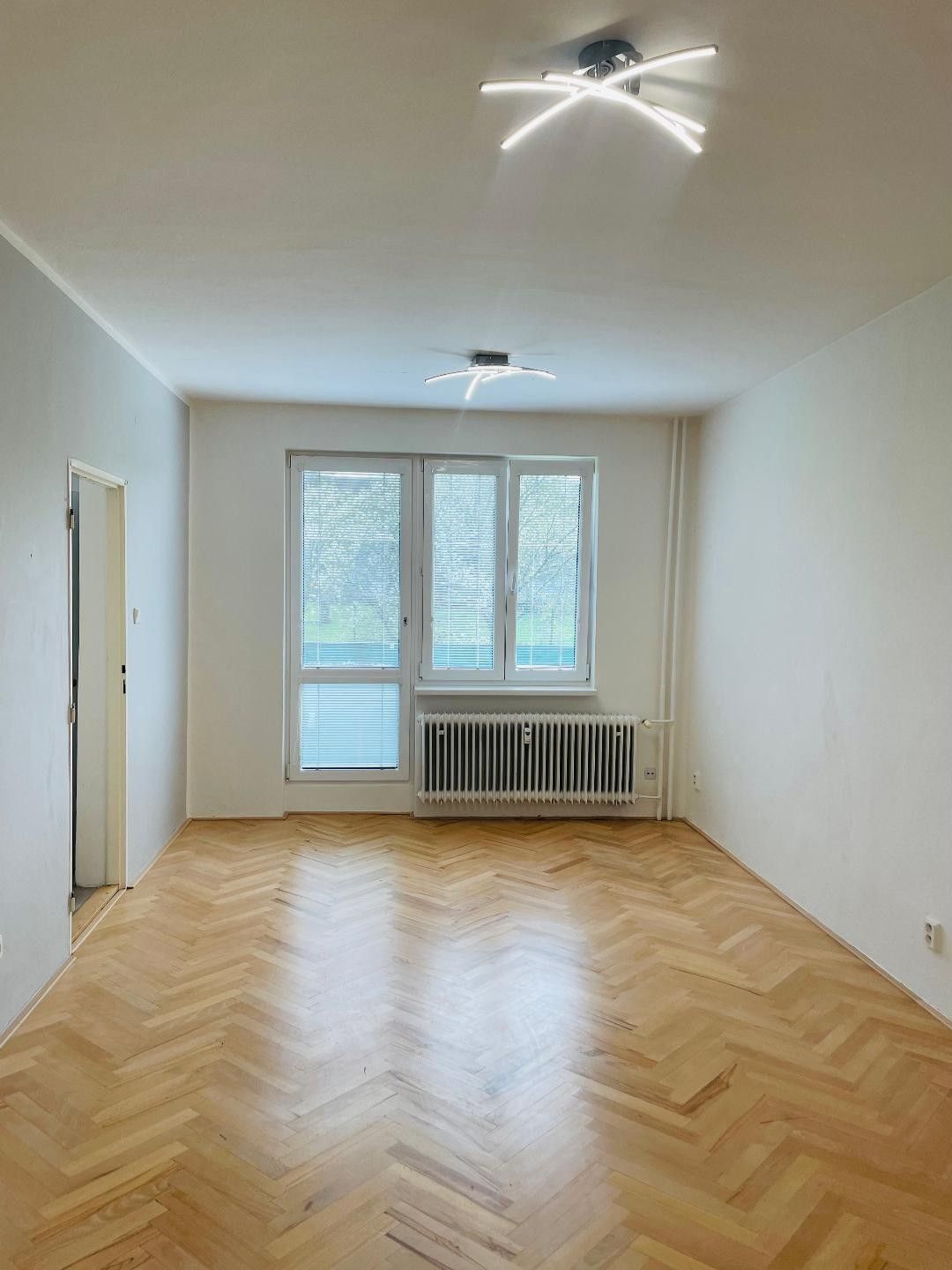 Prodej byt 2+1 - Čtvrť 1. Máje, Bojkovice, 57,5 m²