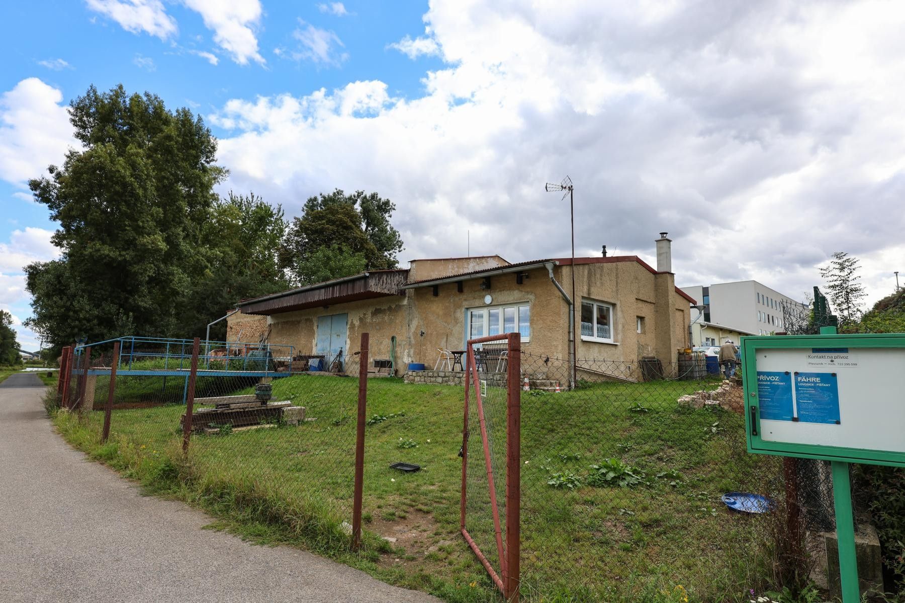 Výrobní prostory, Přívozní, Lovosice, 853 m²