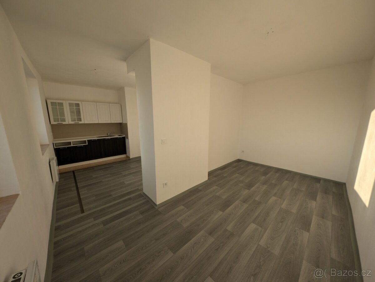 1+kk, Ústí nad Orlicí, 562 01, 28 m²