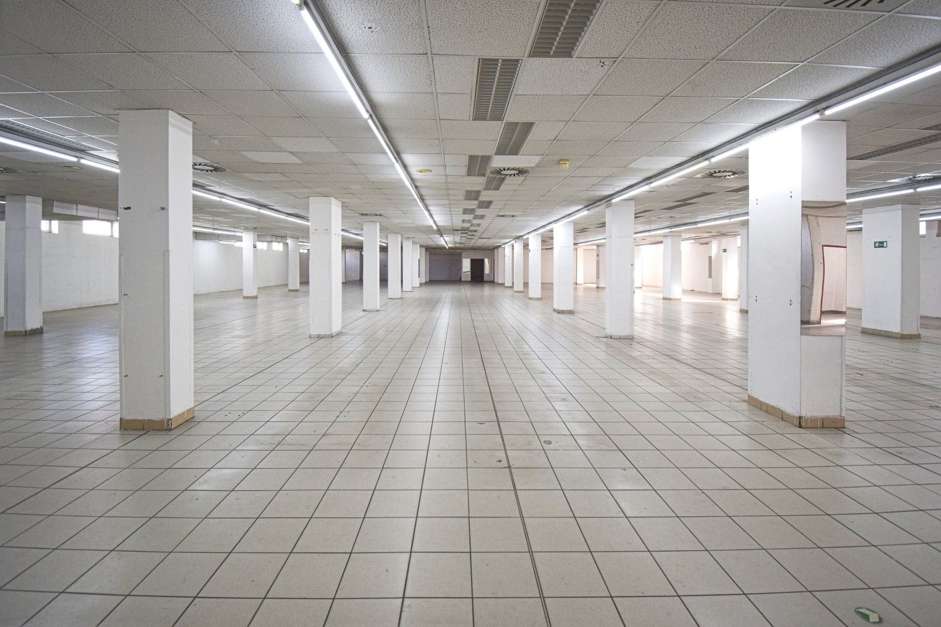 Obchodní prostory, Sousedská, Plzeň, 1 m²