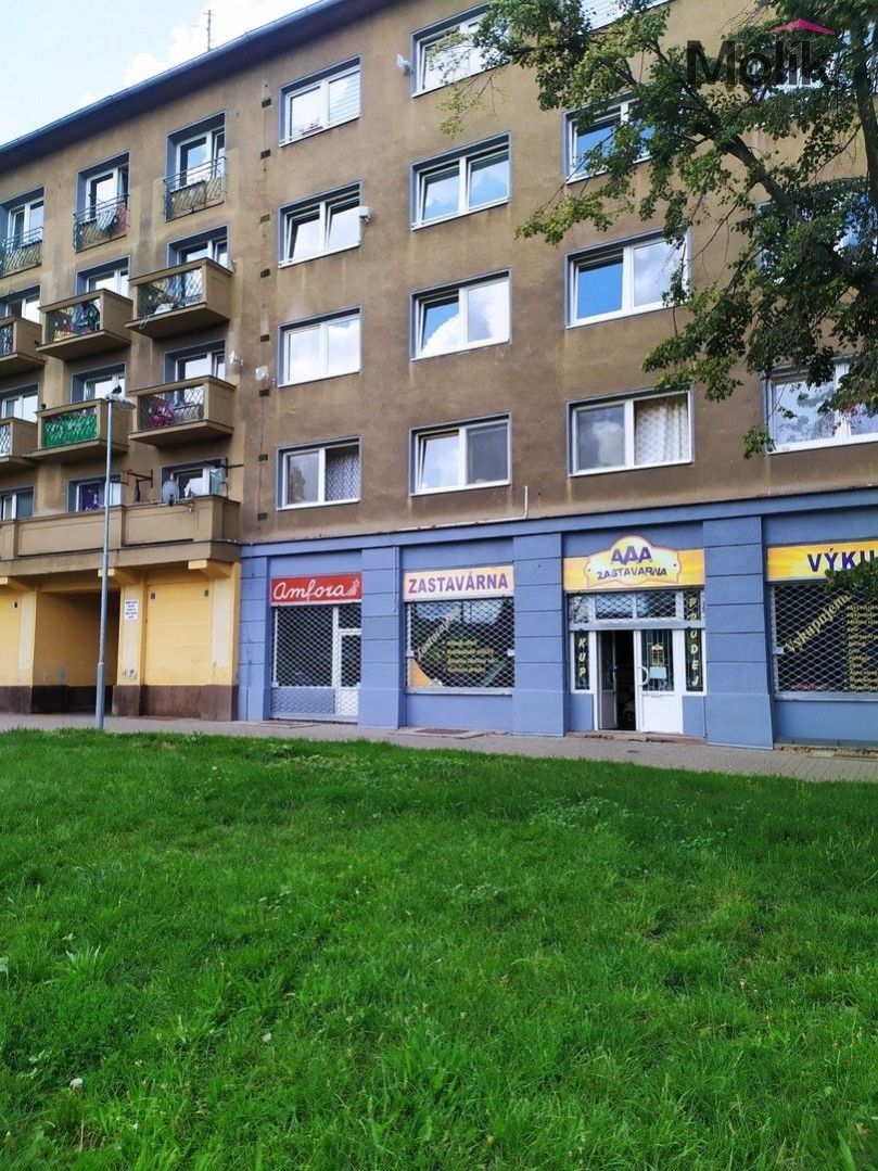 Obchodní prostory, tř. Budovatelů, Most, 32 m²