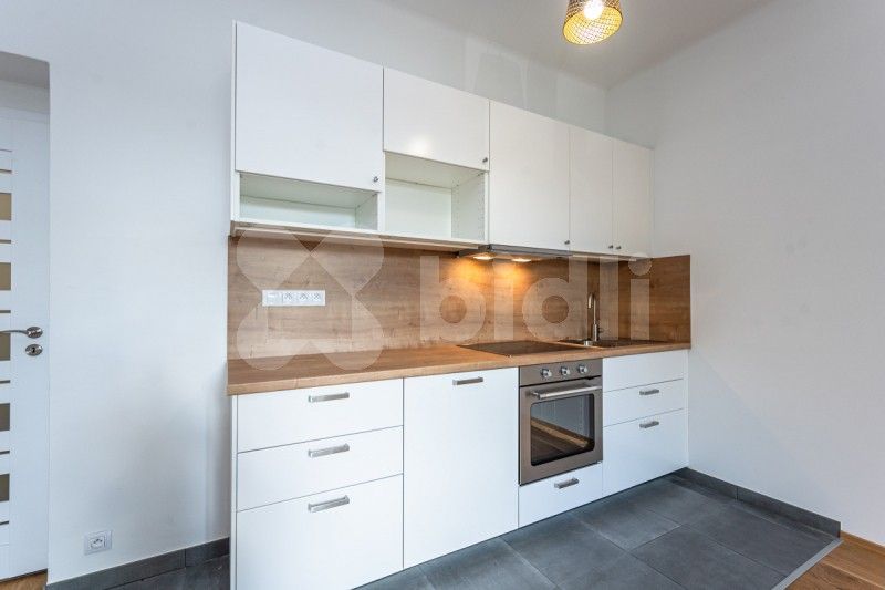 1+kk, Konšelská, Praha, 36 m²