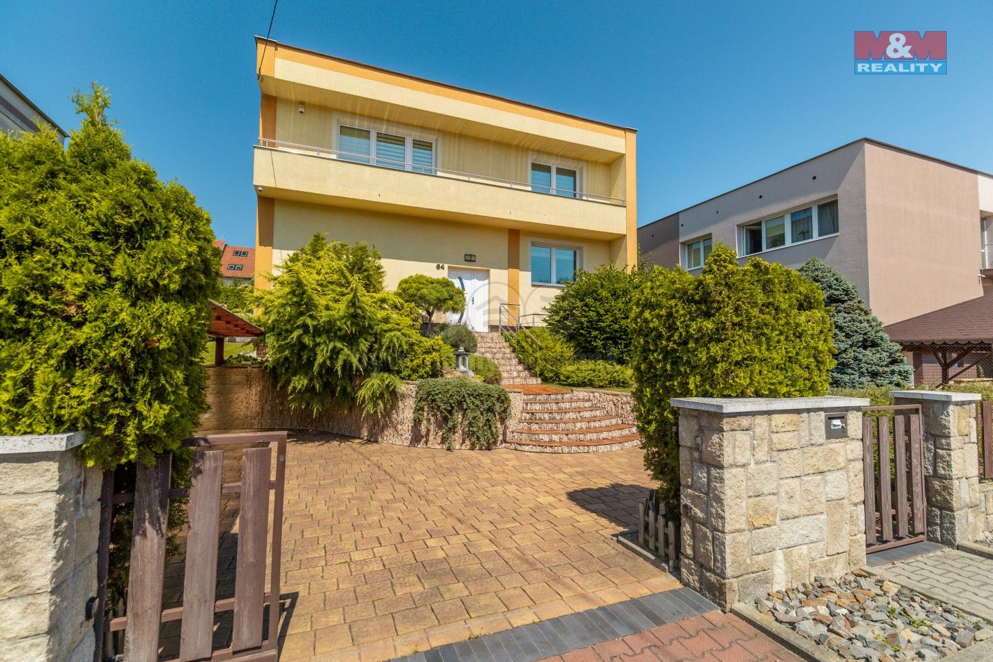 Rodinné domy, Okrajová, Hlučín, 194 m²