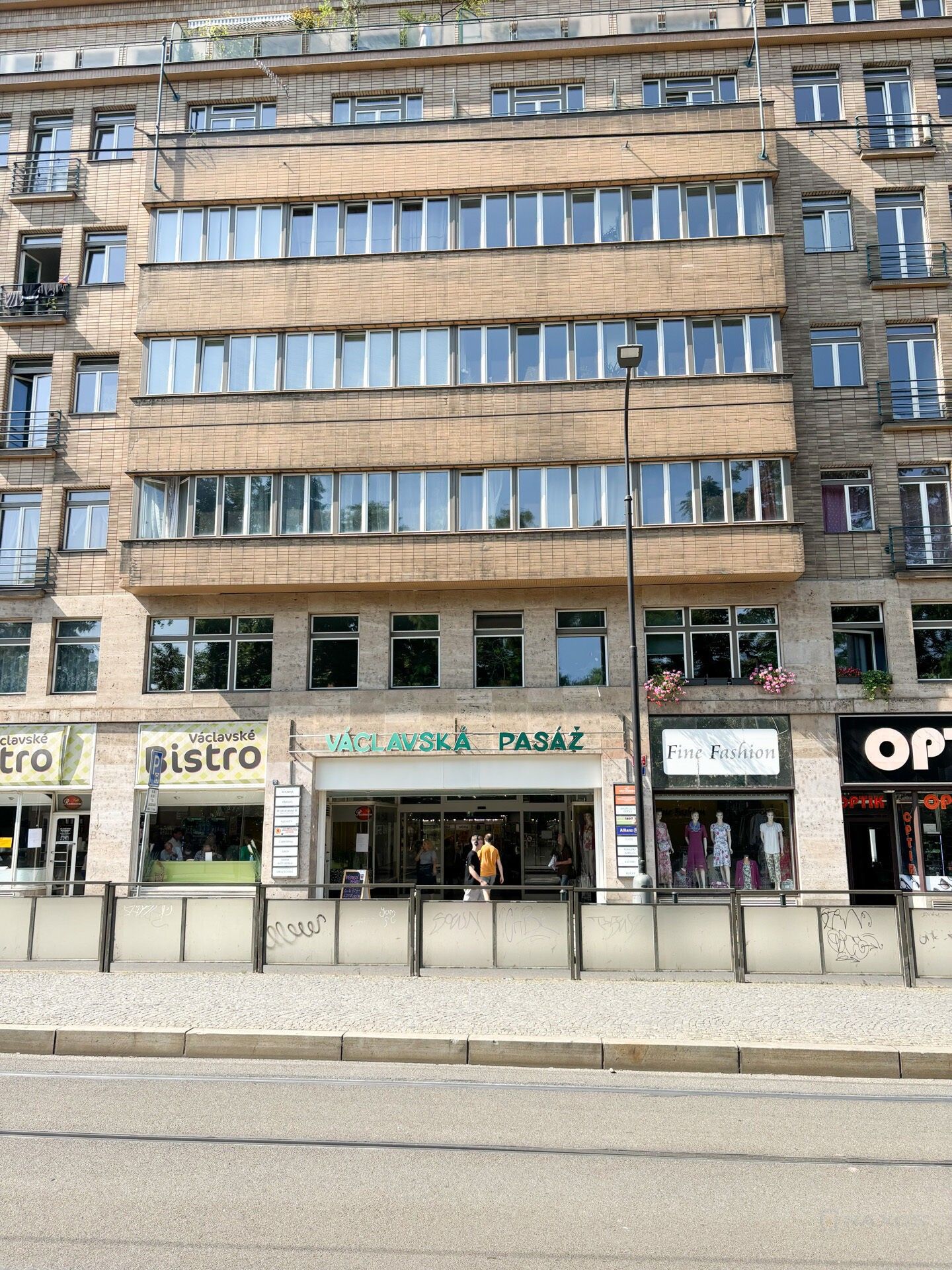 Pronájem byt 2+kk - Karlovo náměstí, Praha, 129 m²