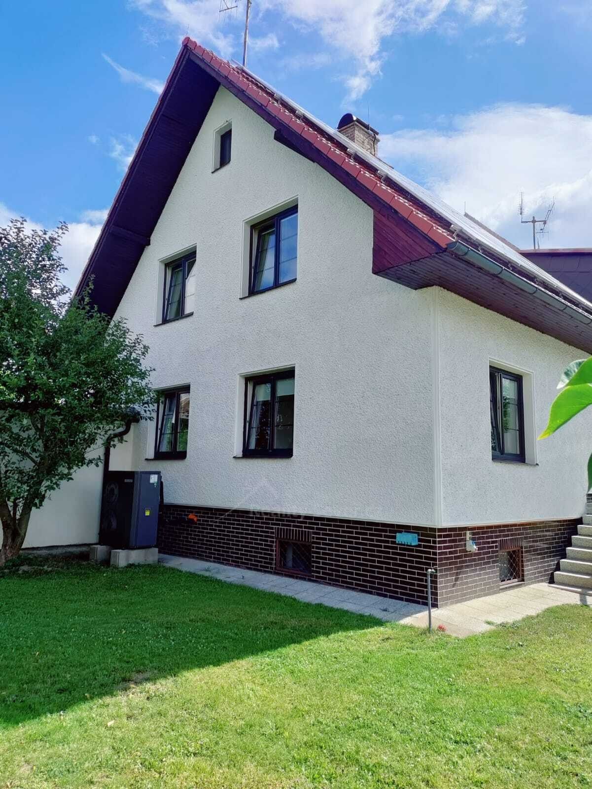 Rodinné domy, Zahradní, Nový Bor, 350 m²