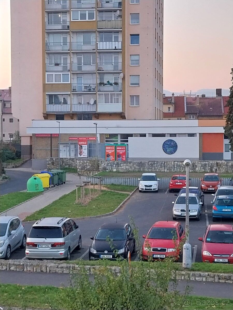 Obchodní prostory, Chomutov, 430 01, 30 m²