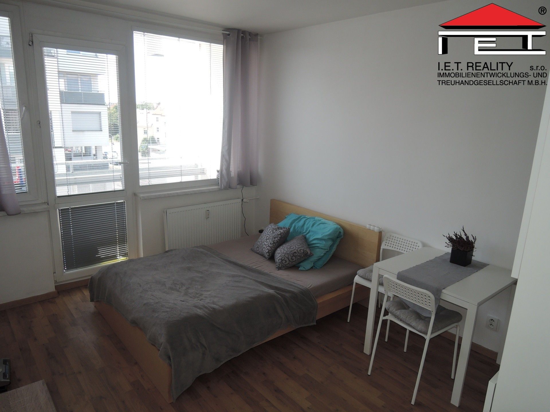 Pronájem byt 1+kk - Hornoměcholupská, Praha, 23 m²