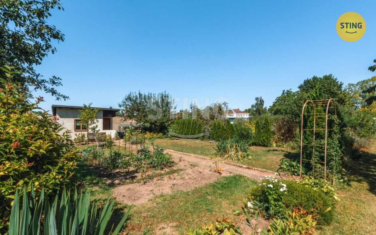 Chaty, Rosice, Pardubice, 18 m²