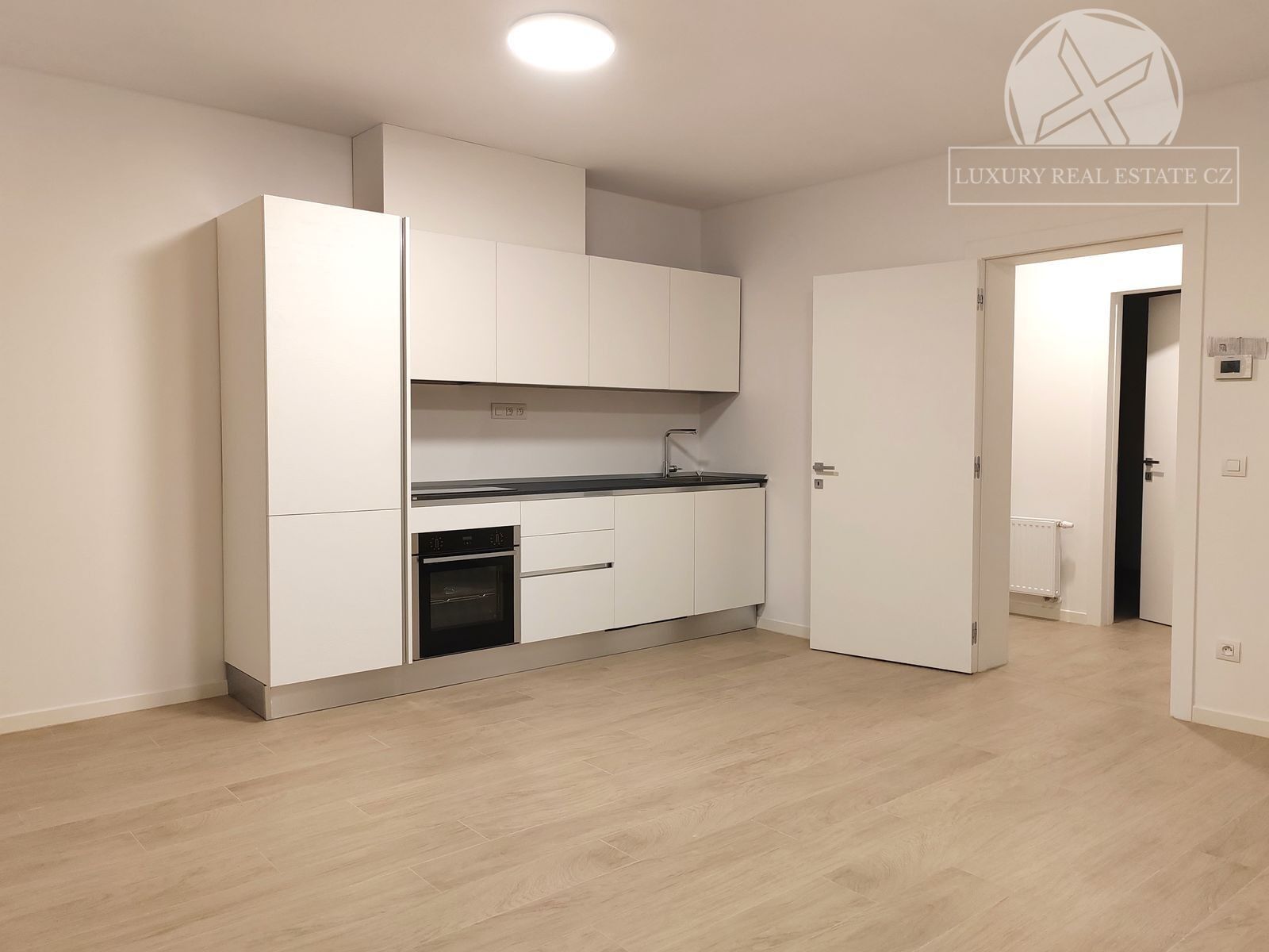 4+kk, Na výběžku, Praha, 90 m²