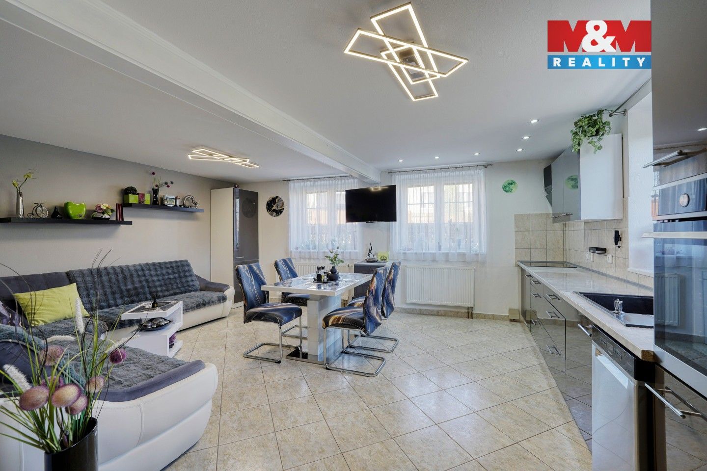 Rodinné domy, Dolany, 225 m²