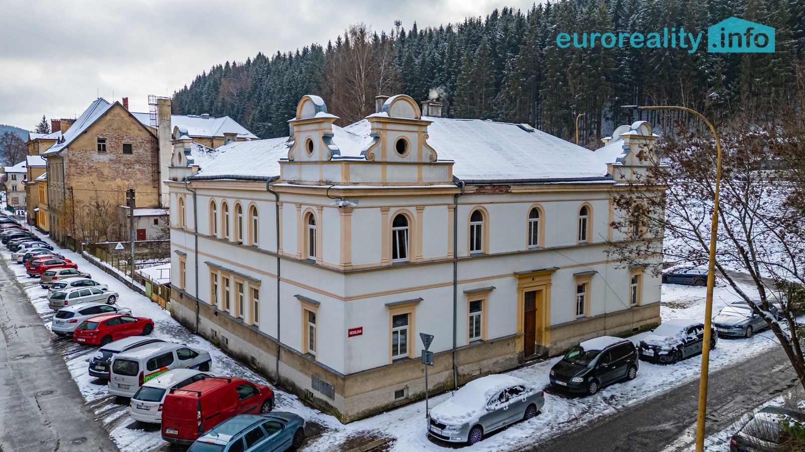 Činžovní domy, Resslova, Kraslice, 600 m²