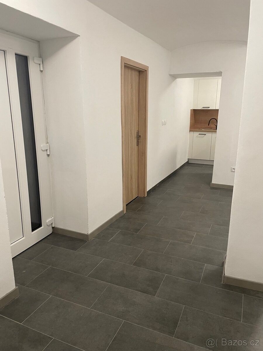 Byty, Větřní, 382 11