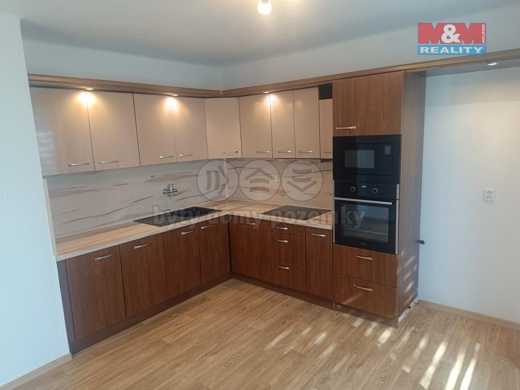 Prodej byt 4+1 - Na Pankráci, Mšené-lázně, 90 m²