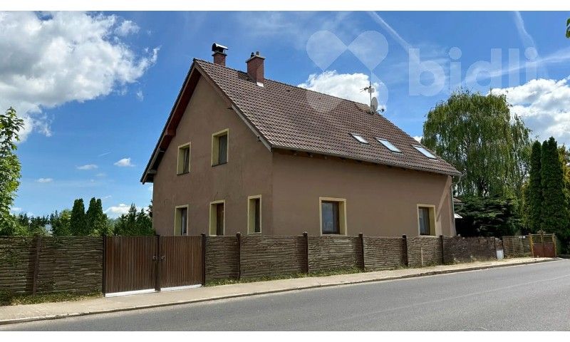 Rodinné domy, Lukavec, 155 m²