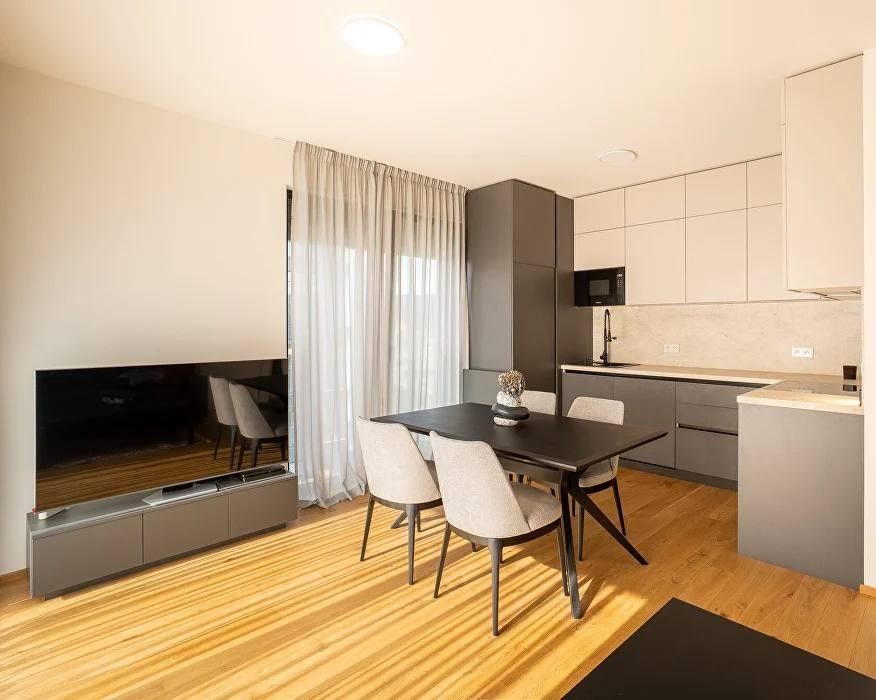 3+kk, Povodňová, Praha, 61 m²