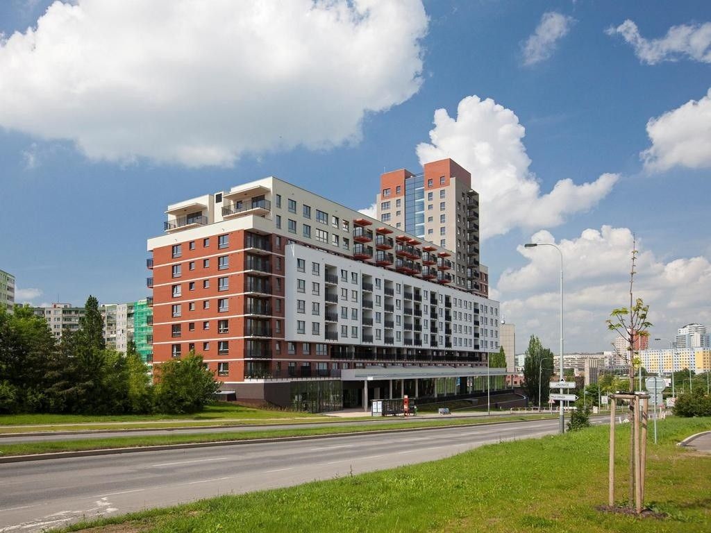 3+kk, Praha, 158 00, 80 m²