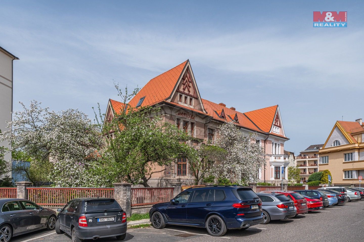 Prodej rodinný dům - Hakenova, Poděbrady, 295 m²