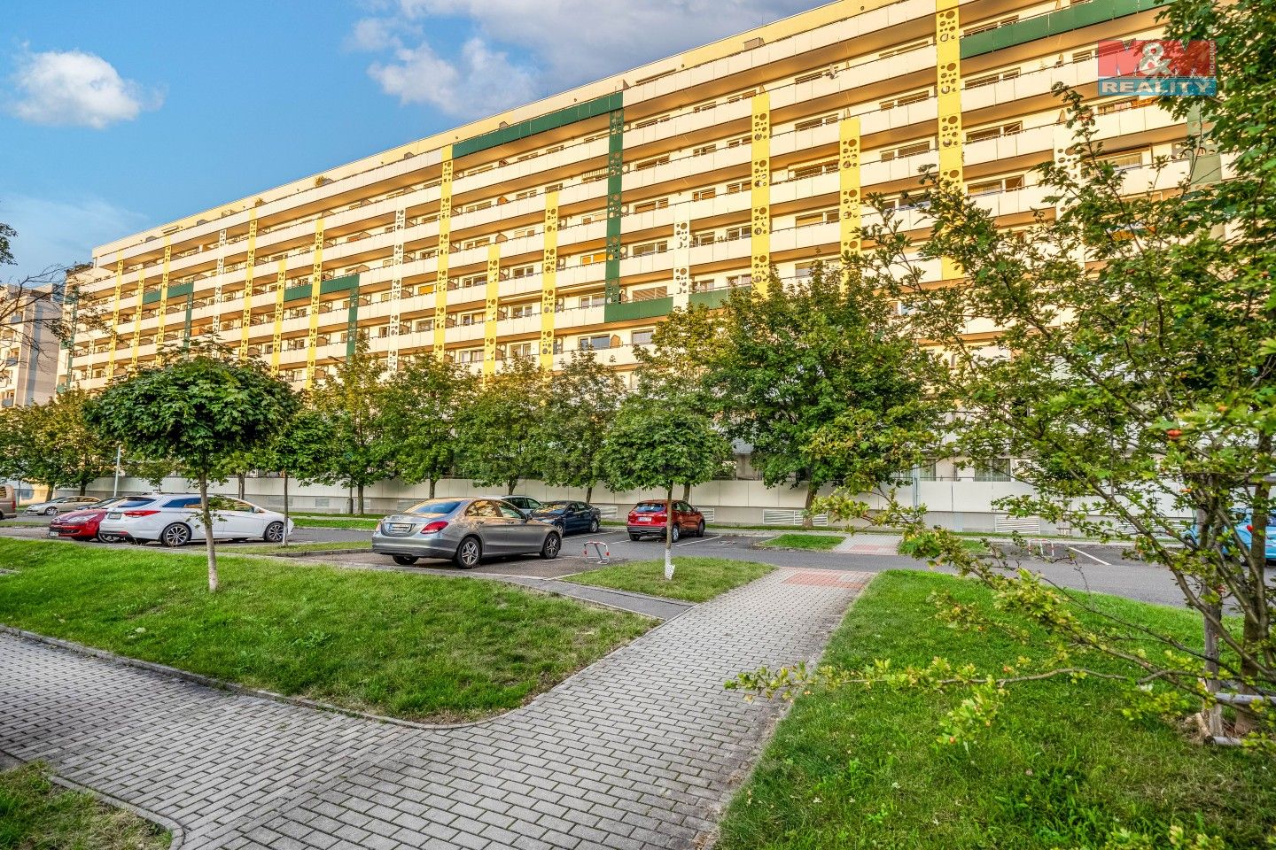 Prodej byt 1+kk - Hornoměcholupská, Praha, 32 m²