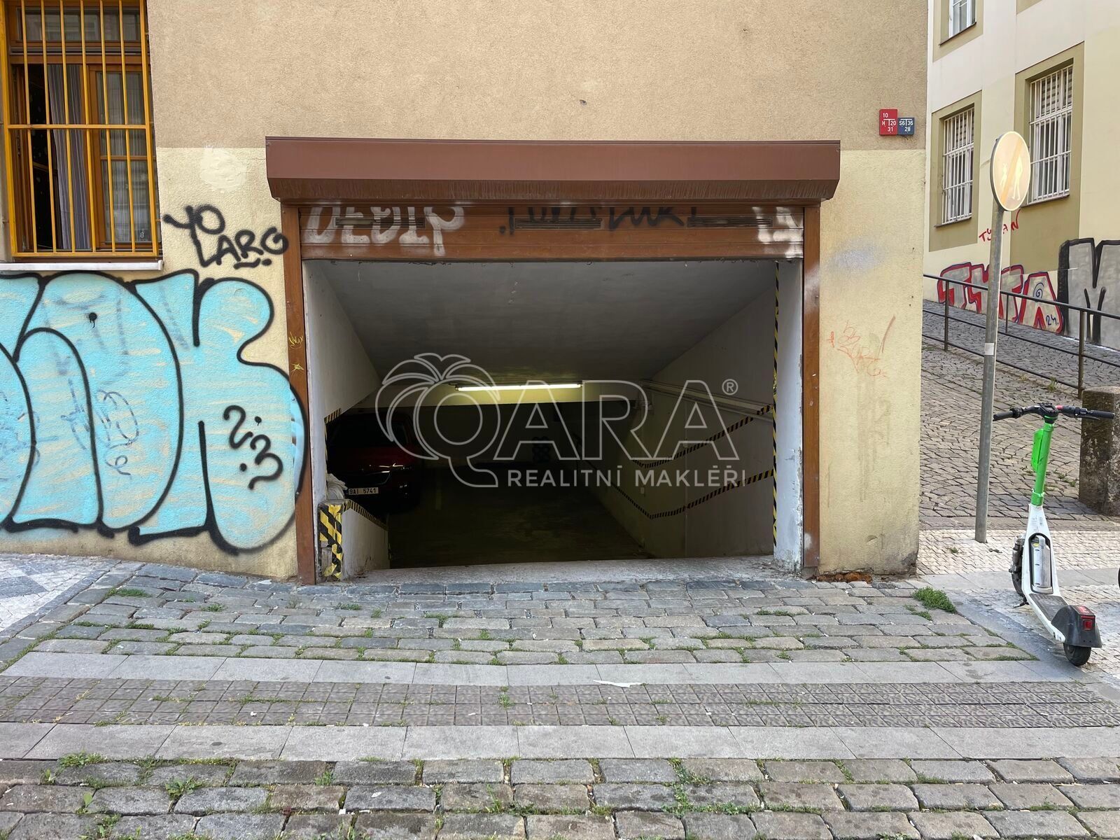 Ostatní, Krymská, Praha, 12 m²