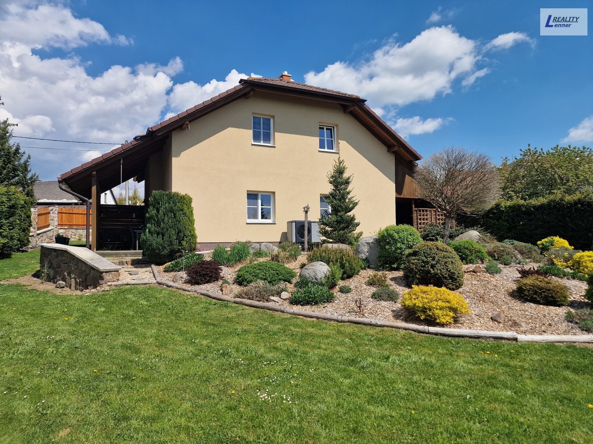 Rodinné domy, Sedlice, 154 m²