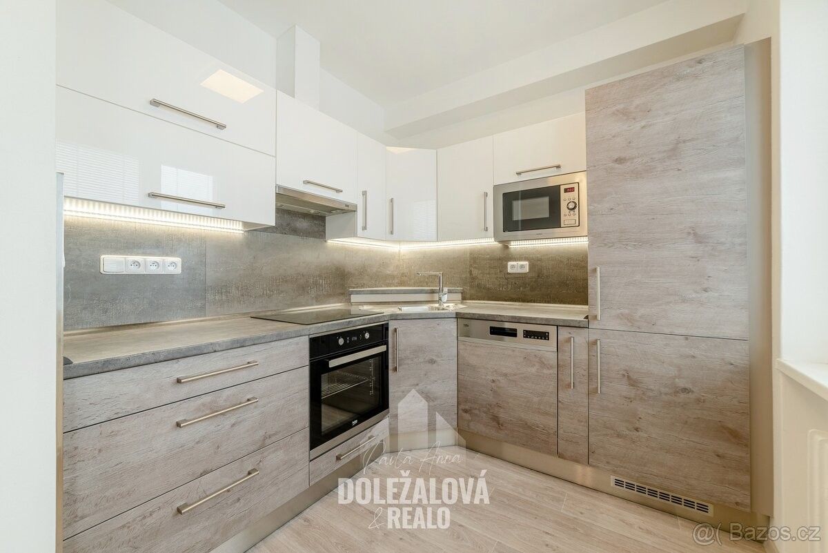 Byty, Jihlava, 586 01