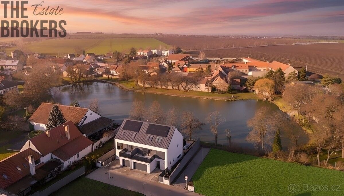 Rodinné domy, Tursko, 252 65