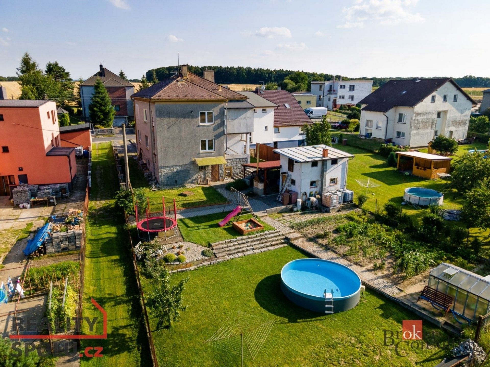 Prodej rodinný dům - Vrbka, Služovice, 249 m²