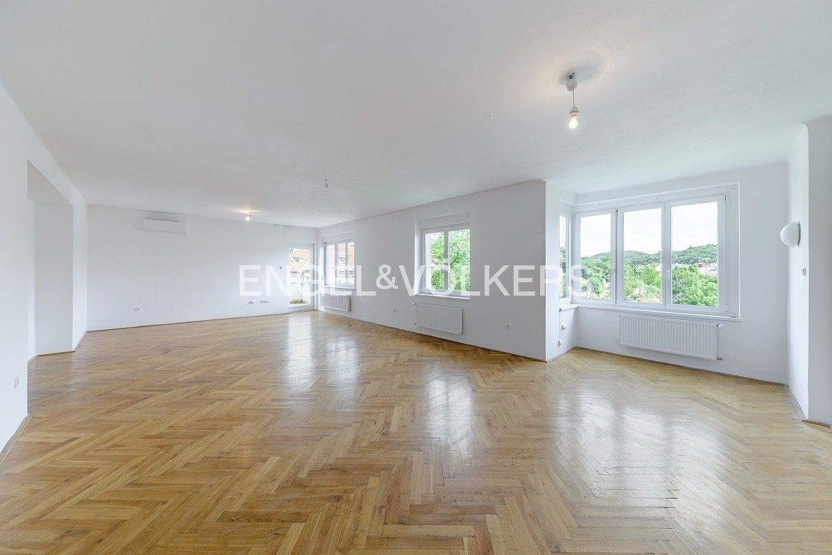 4+1, Ke Klimentce, Praha, 150 m²