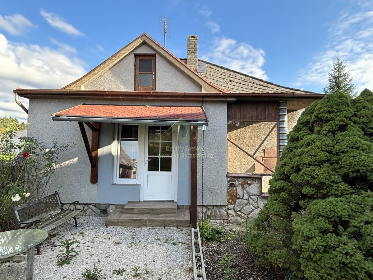 Rodinné domy, Svojkovice, 70 m²