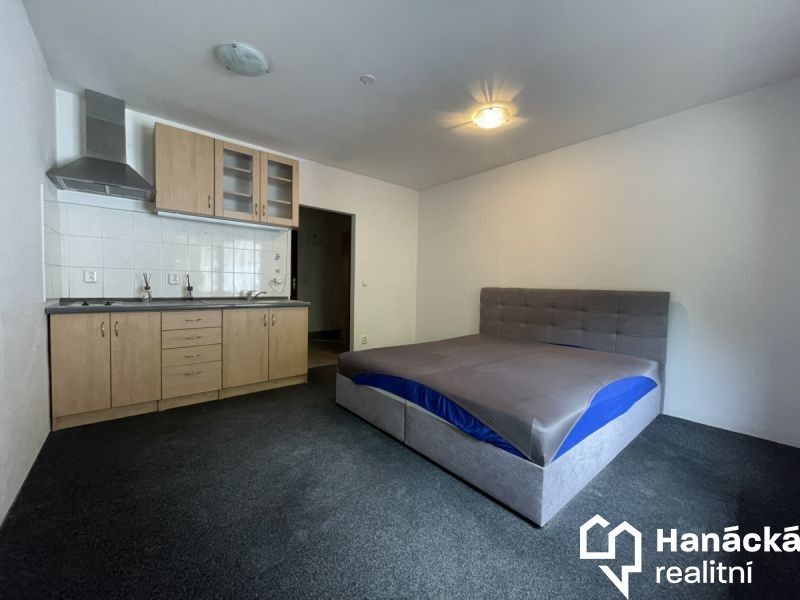 1+kk, Masarykovo nám., Bystřice pod Hostýnem, 24 m²