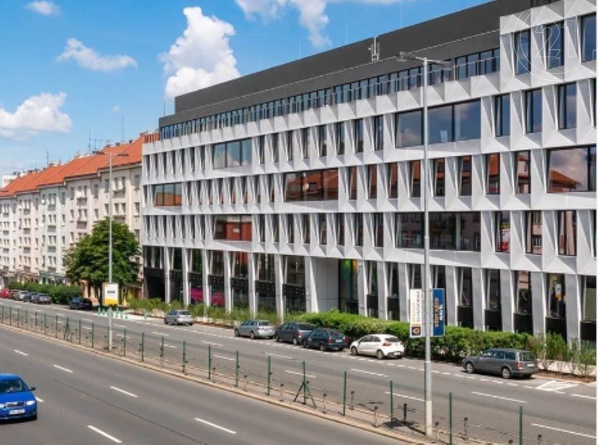 Pronájem kancelář - 5. května, Praha, 650 m²