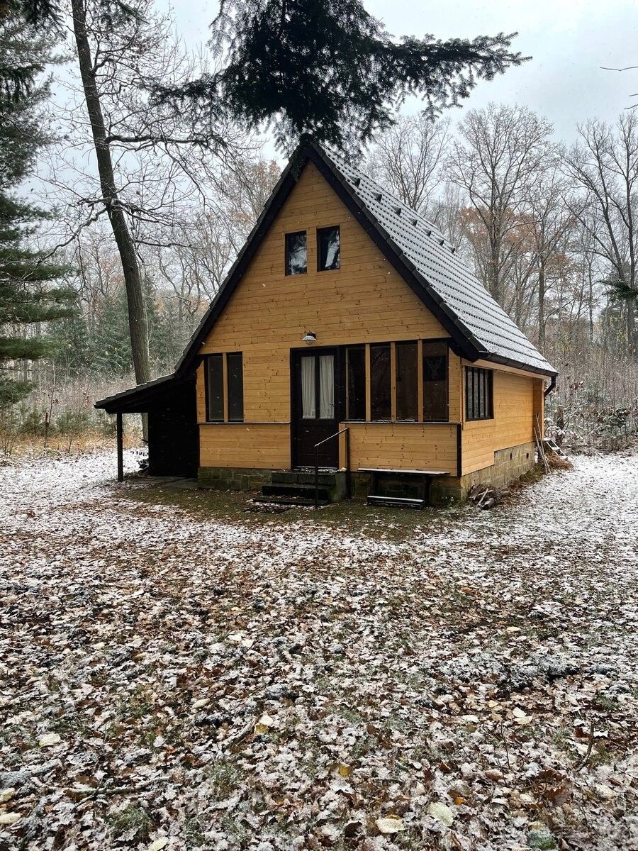 Chaty, Sadská, 289 12