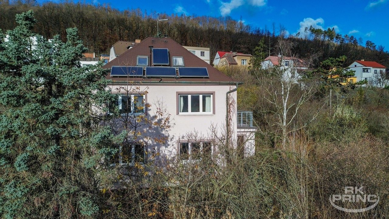 Rodinné domy, Zderazská, Praha, 250 m²