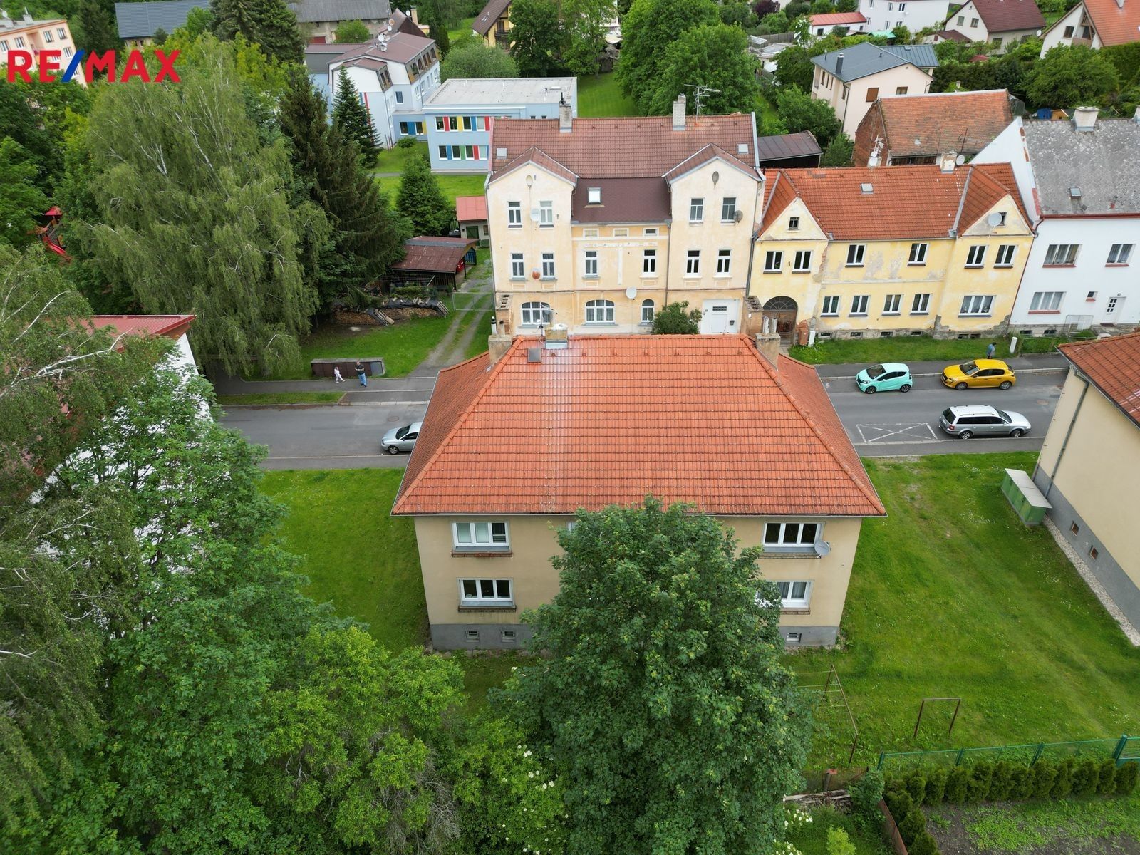 Pronájem obchodní prostory - Smetanova, Planá, 15 m²