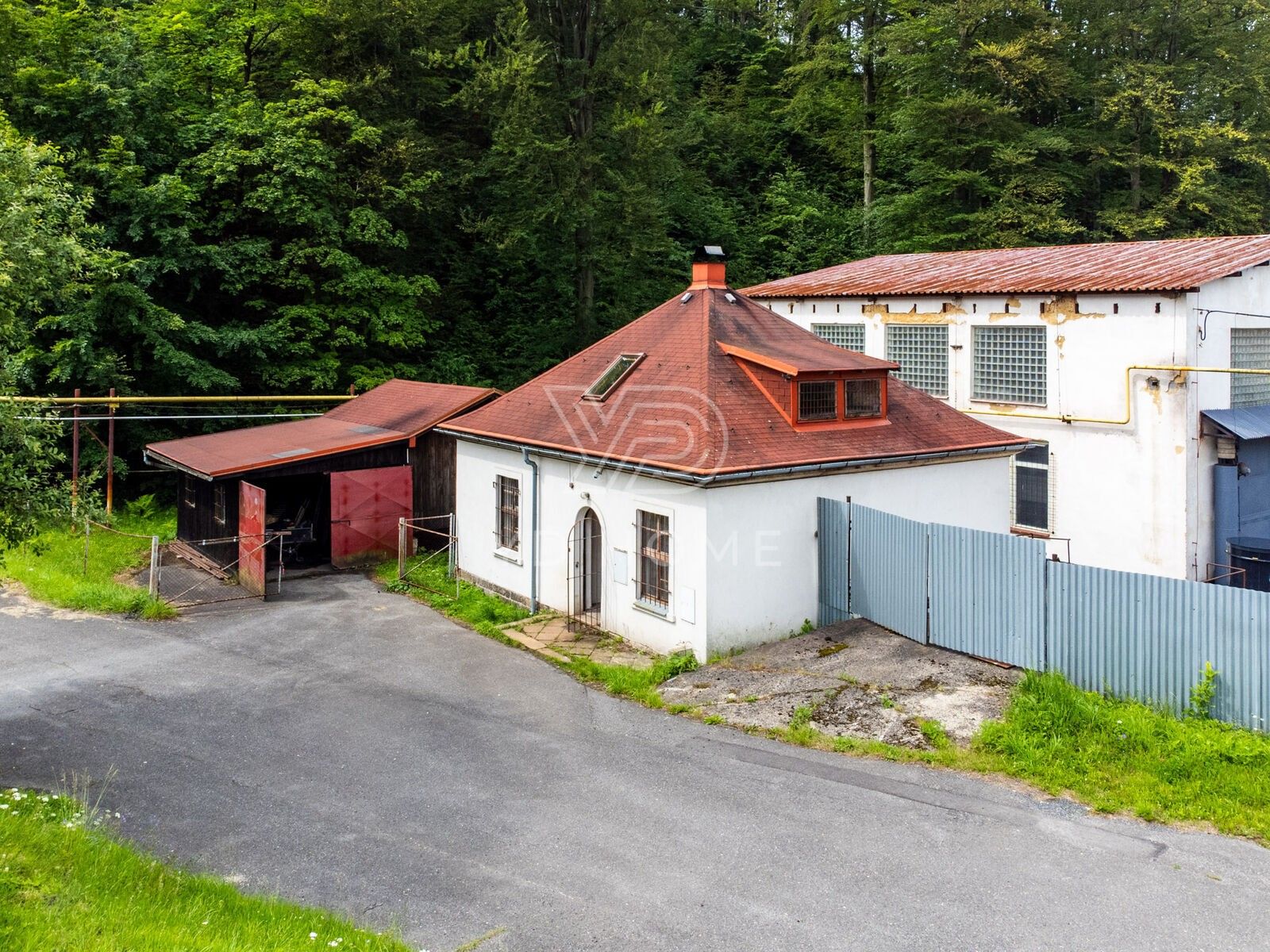 Výrobní prostory, Krkonošská, Desná, 150 m²