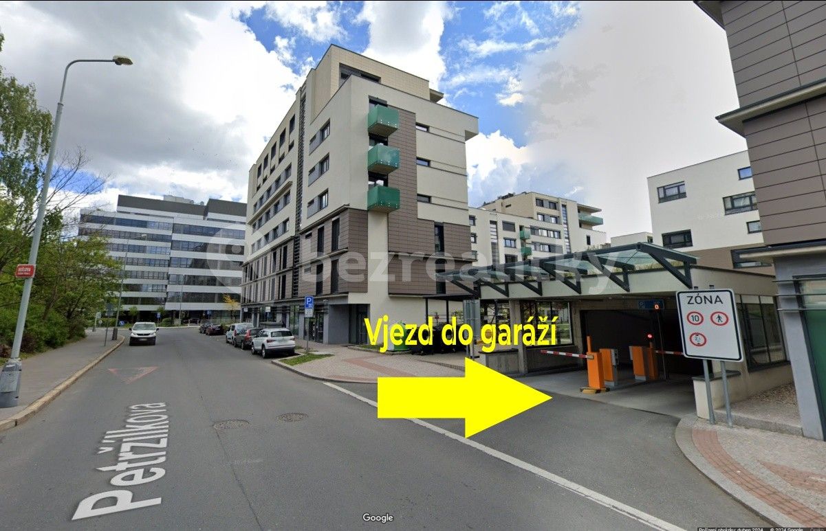 Garáže, Na zlaté, Praha, 12 m²