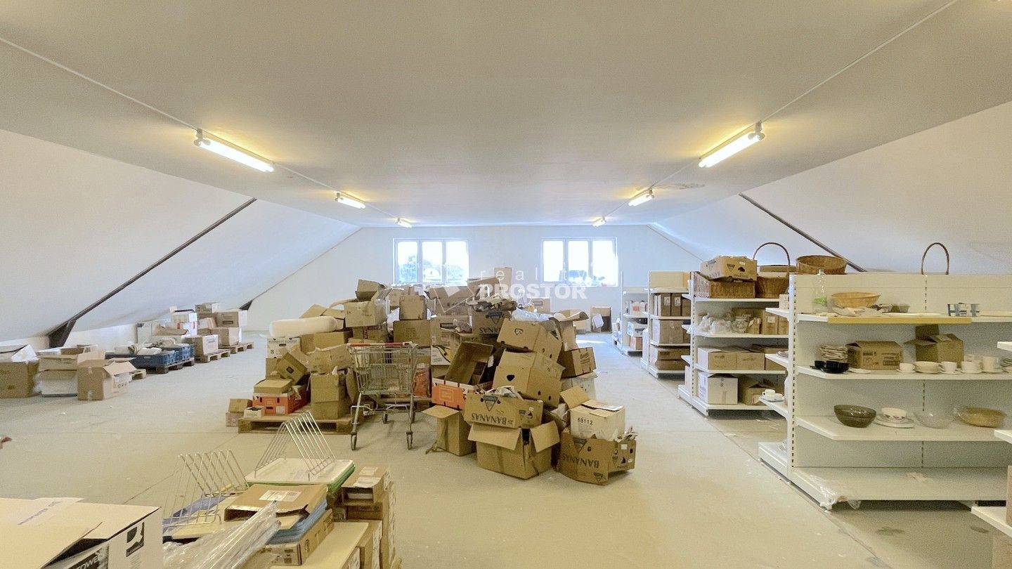 Sklady, Tovární, Jirny, 447 m²