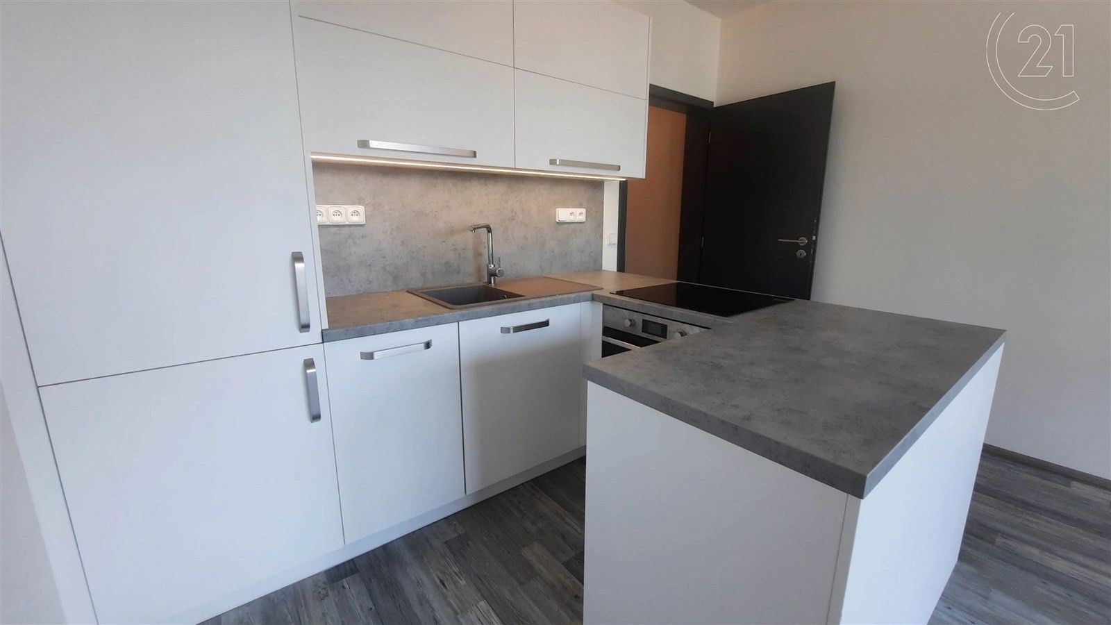 1+kk, Sídliště Osvobození, Vyškov, 29 m²