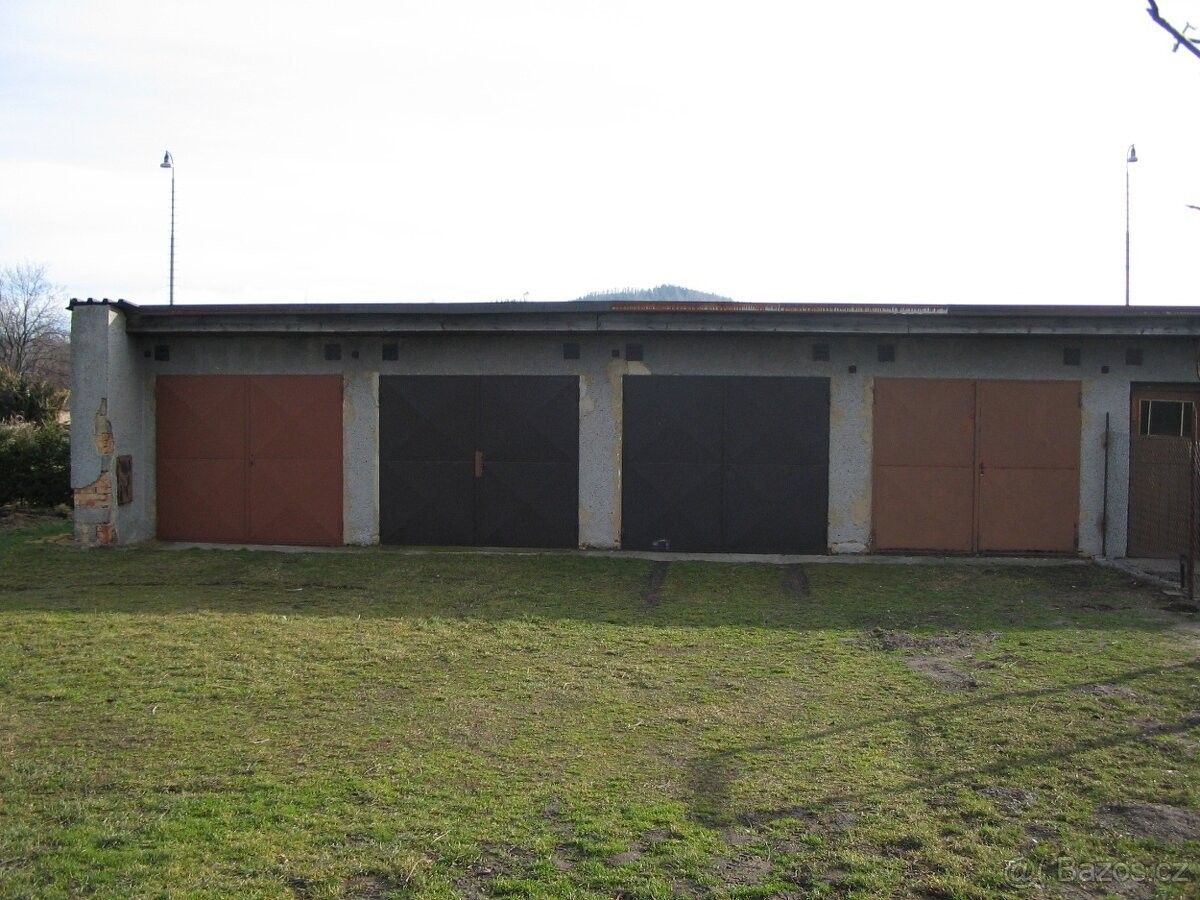 Garáže, Město Albrechtice, 793 95