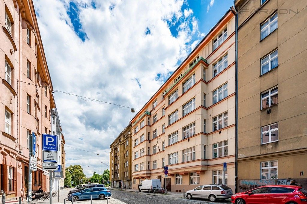 Prodej byt 2+kk - Holešovice, Praha, 63 m²
