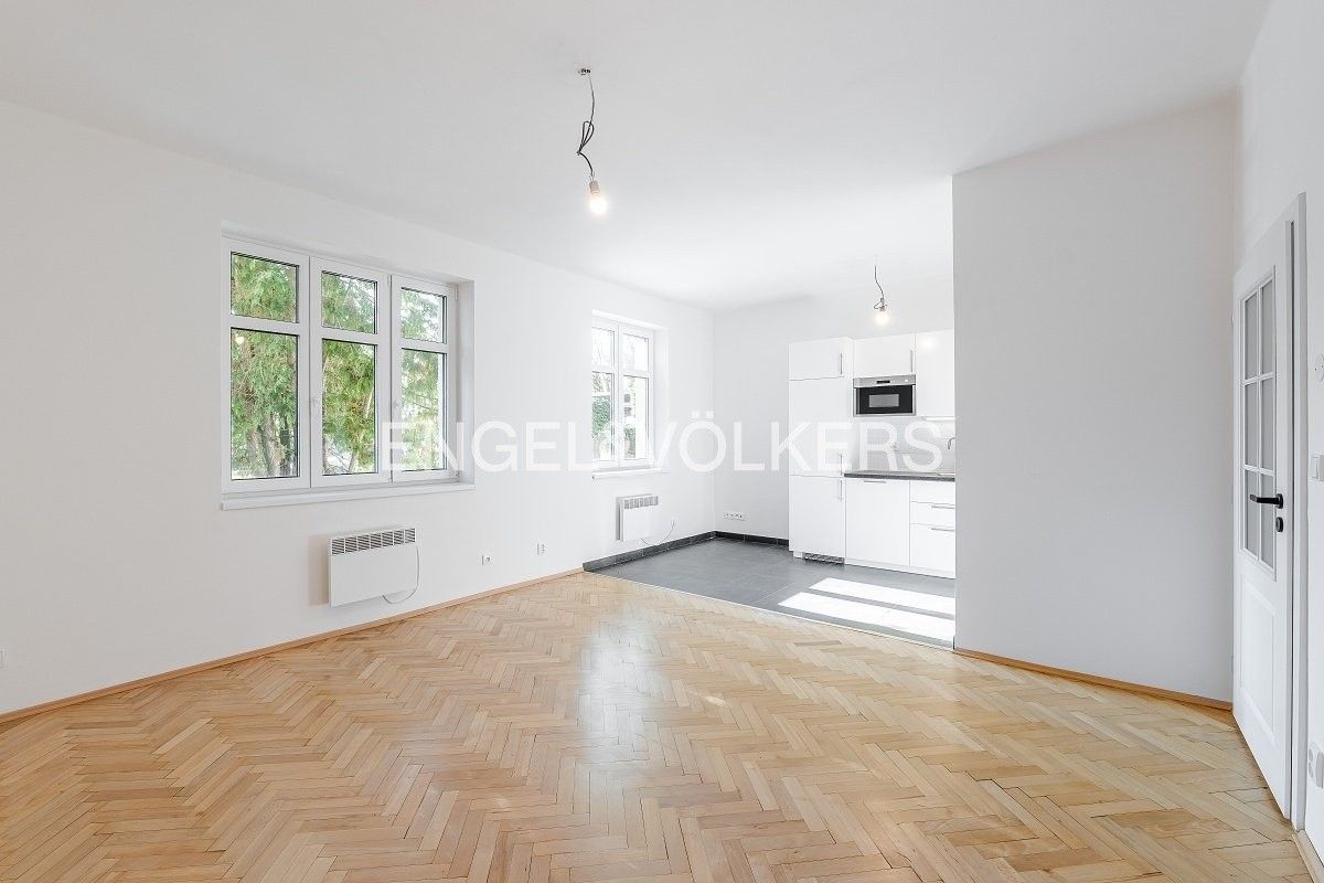 2+kk, Na pláni, Praha, 52 m²