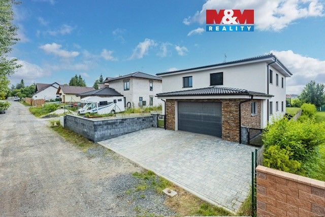 Rodinné domy, V sazenicích, Bořanovice, 285 m²