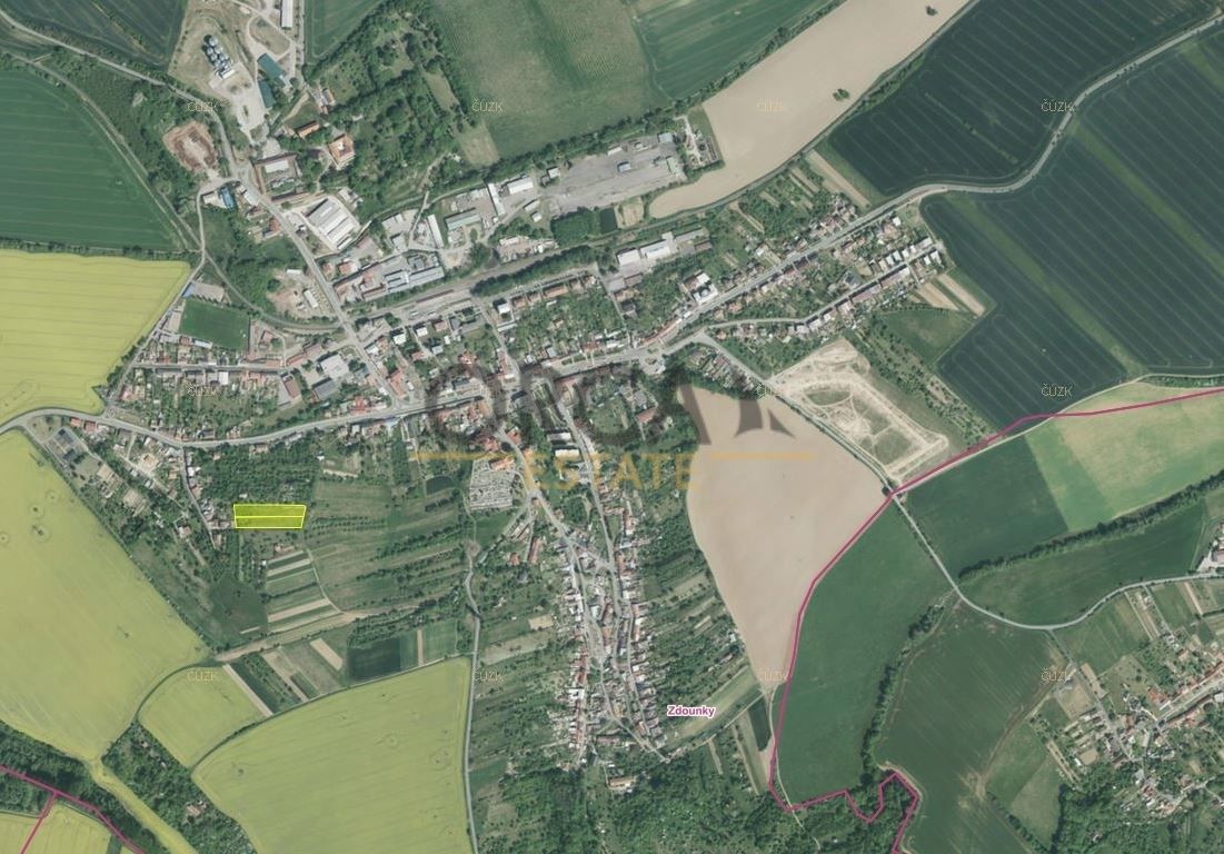Prodej pozemek pro bydlení - Zdounky, 768 02