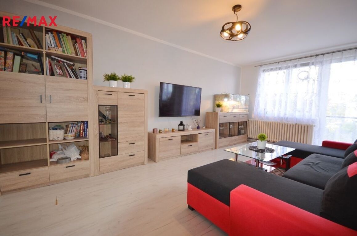 Prodej byt 3+1 - Pippichova, Zlonice, 75 m²