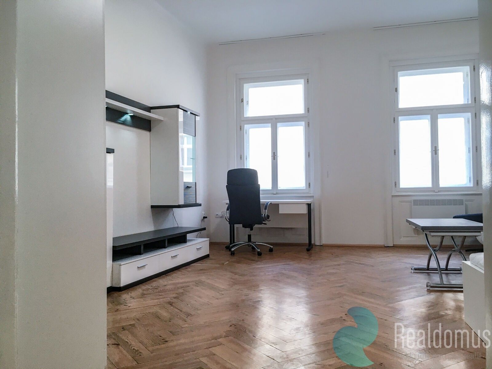 Pronájem byt 2+kk - Londýnská, Praha, 58 m²