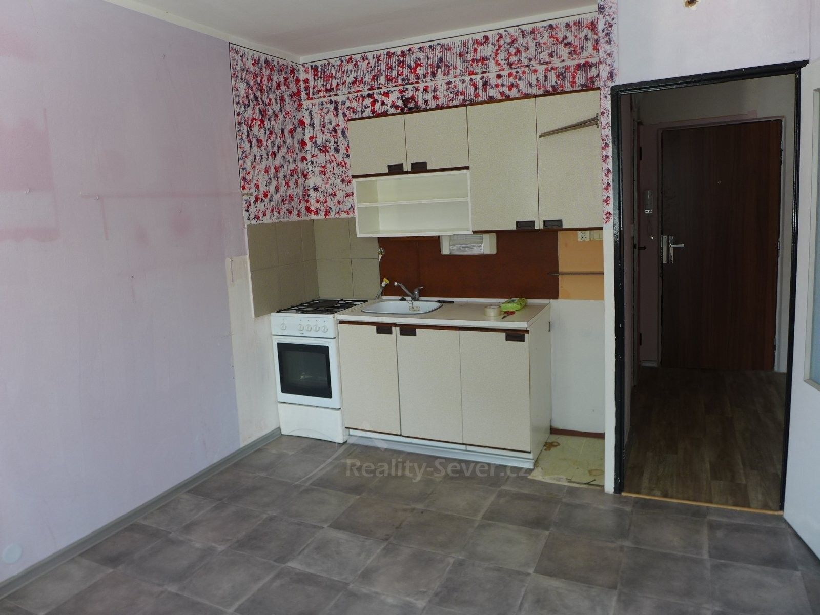 Prodej byt 2+kk - Husova, Nový Bor, 34 m²